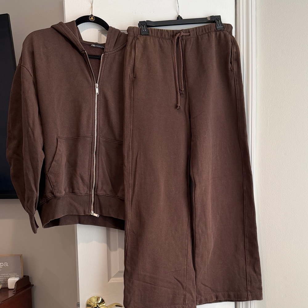 Zara Brown Hoodie and Wide-Leg Sweatpants Set